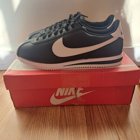NEW Nike Cortez Basic Black White Shoes DM4044-001 Men\'s Size 11.5 main image 2